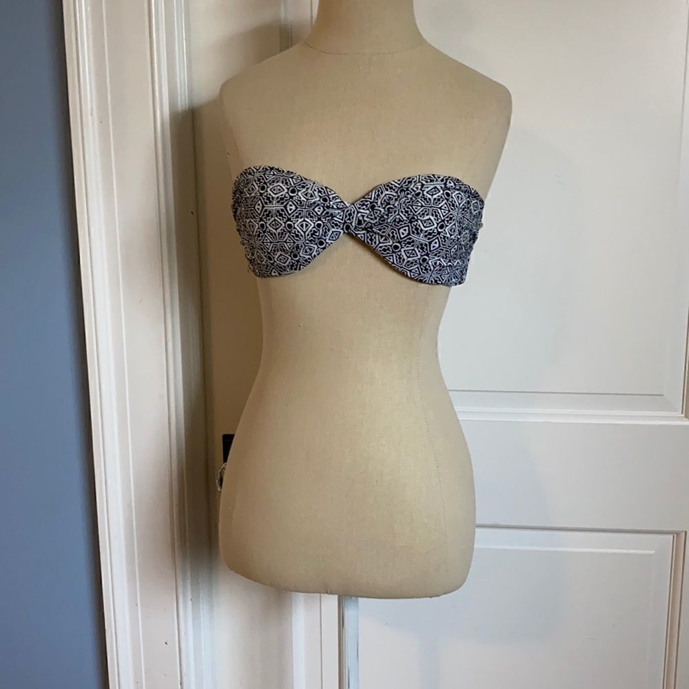 💥Hula Honey Bikini Top Size Small